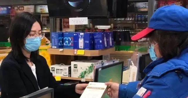 继卖菜之后，刚刚，中石化开始卖口罩了，每天3万只！(图4)