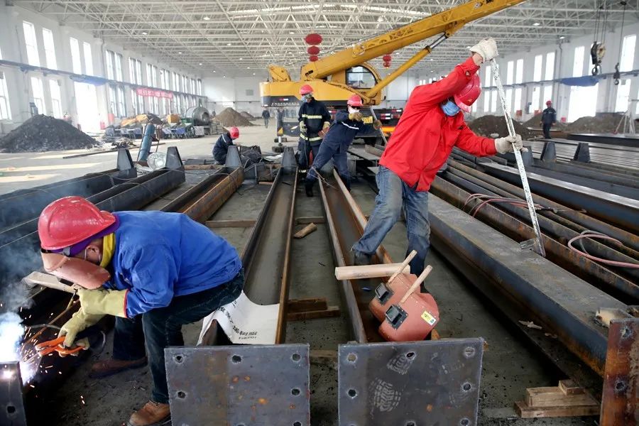 中石油：6条口罩生产线火速建成！熔喷料、熔喷布齐了！(图8)